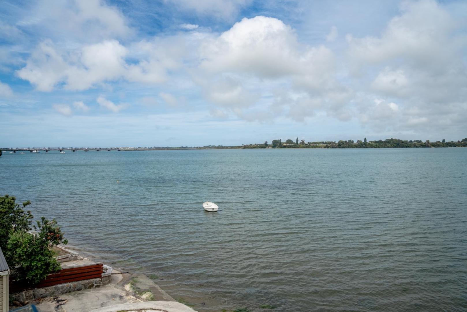 Harbour View Motel And Waterfront Apartments Tauranga Exterior foto
